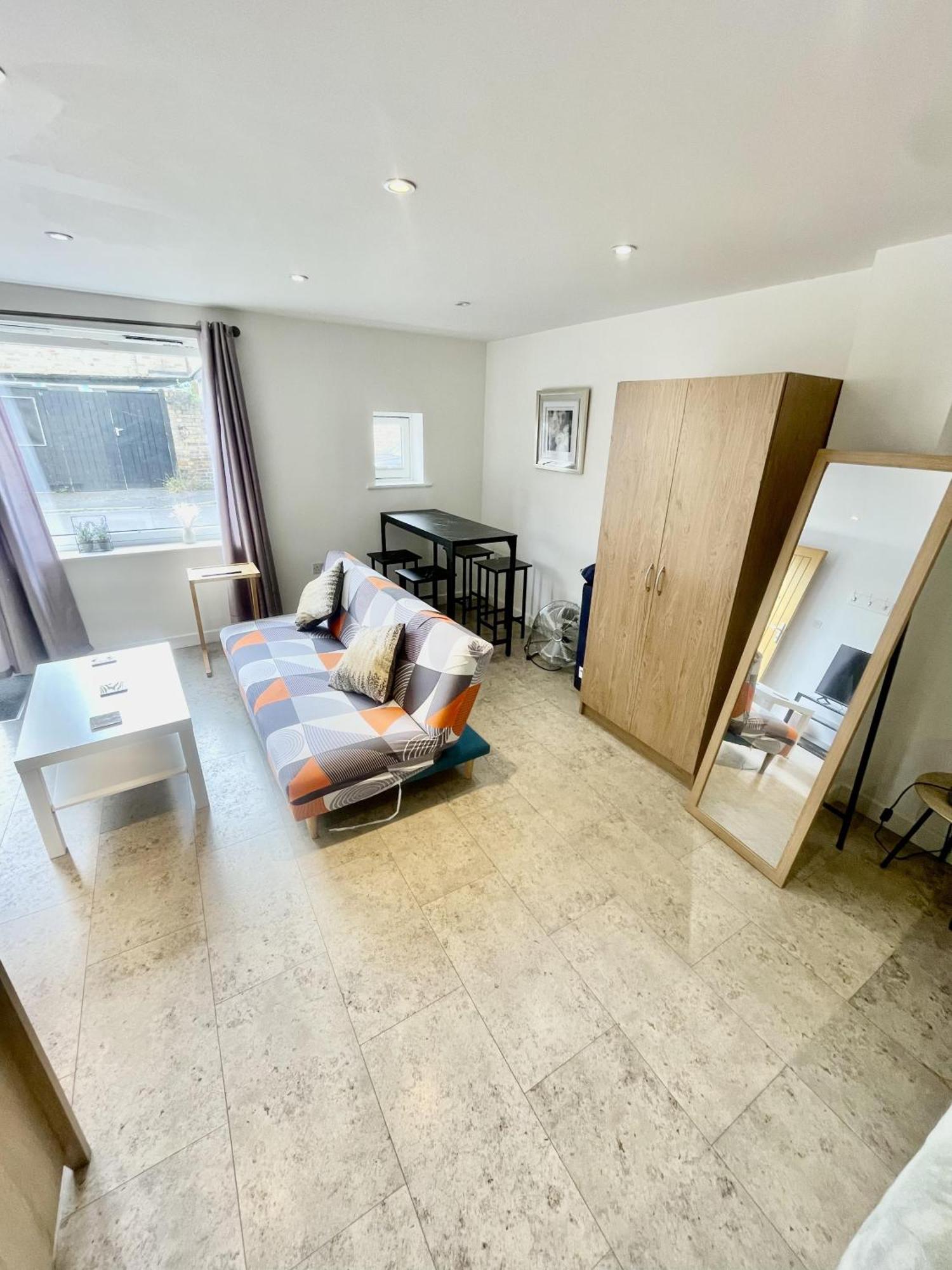 Beautiful Studio In Cambridge City Centre Exterior photo